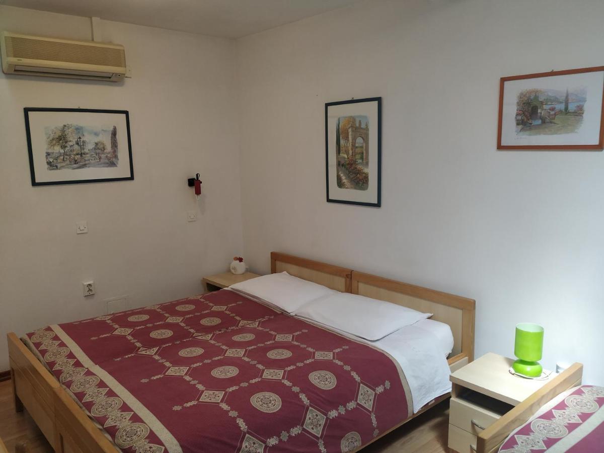 Accomodation Pertout Нова Горица Екстериор снимка