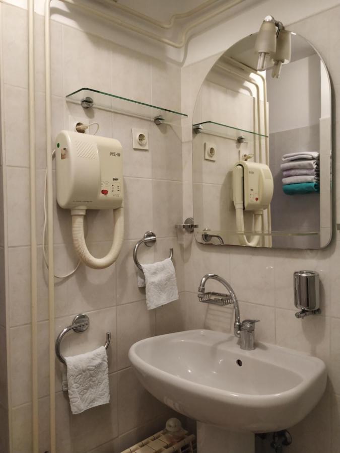 Accomodation Pertout Нова Горица Екстериор снимка