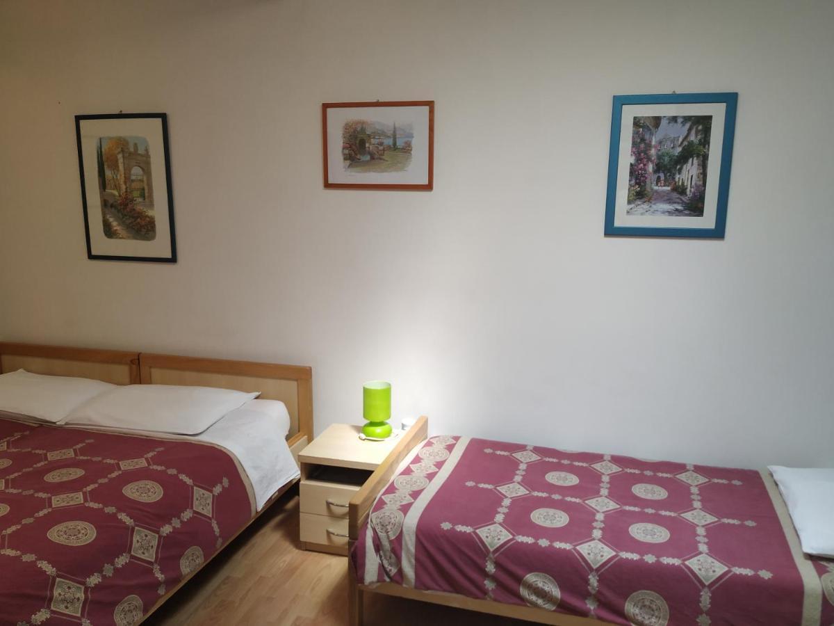 Accomodation Pertout Нова Горица Екстериор снимка
