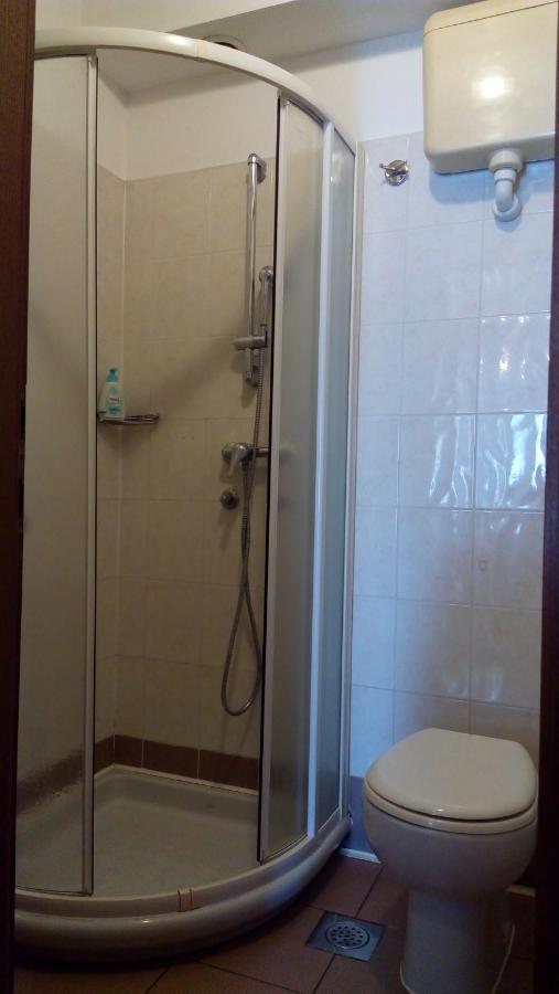 Accomodation Pertout Нова Горица Екстериор снимка